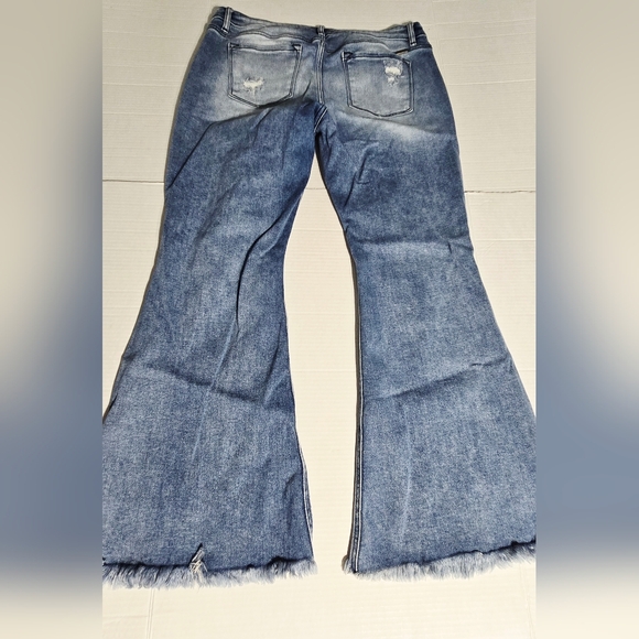 Kancan Distressed Flare Jeans Raw Hem Bell Bottom Light Wash Size 33 - Picture 11 of 16